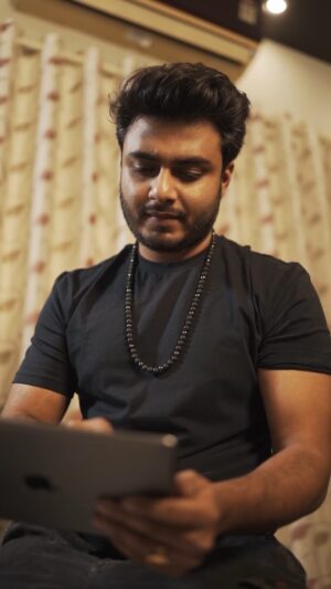 Raj Barman Instagram - Evolve 30M- Perfect combination of portability & performance in a compact design with extraordinary connectivity, control and premium build quality. Enjoy top-notch sound everywhere!