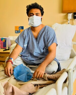 Raj Barman Instagram - Going in for the shoulder surgery. And Dhokhha is on the release today at 11.30 am on my youtube channel.