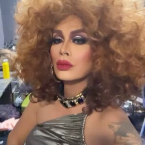 Raja Gemini Instagram - Meeting ,greeting, giving, living 🍭Thank you @hardcandyevents @bdanielcole for hosting me thru this quick week long tour thru middle America. Thanks to all of my sweet and gorgeous fans who showered me with love , y’all made it rain ❤️ See you soon!!