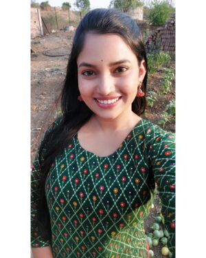 Rajeshwari Kharat Instagram - शुभ प्रभात ❤️🥰

#goodmorning #goodvibes #love #rajeshwarikharat