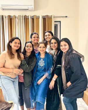 Rajeshwari Kharat Instagram - तुमची आवडती अभिनेत्री कोण?? 😍 
Comment मध्ये mention करा ❤️
माझ्या तर सर्वच favourite आहेत 🥰

#girls #bond #instagood #instagram #love #rajeshwarikharat #foryou #explore #viral