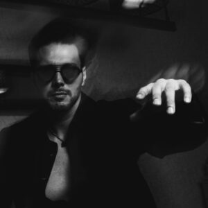 Rajneesh Duggal Instagram - I left the ending Ambiguous, because thats the way Life is. 
~ Bernardo Bertolucci 

You can plan it all, map it out the way you want it.. but it’ll all happen and unfold on its own, in its own way and at the right time… Keep Moving Forward.. Be Ready..!! 

#rd #rdx #rajnieshduggall 
@tasveerein_by_azim 📸