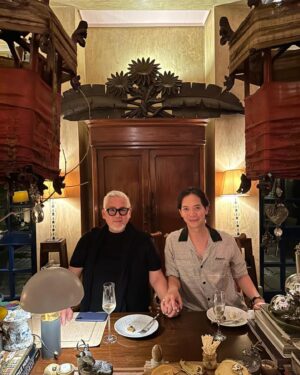 Rajo Laurel Instagram - I think that there is nothing more special than having dinner at a friends home.  I find that this is truly one of my favourite activities .  Most specially if this hosted by my dear friends Junie and Tita Fe @burgerqueen81.  Each time I visit their home I am left only inspired as it is truly a feast for the senses. When I visit I have to take the time to look around and see what new story they have to tell.  Whether it be the composition of the abstract art in the dining room, or the narrative thread of whimsy when I notice that there is an elephant on the coffee table?  Every time is it enchanting and so inviting.  The dinner was in honour of our friend Noel who is currently in Manila in between his culinary adventures in Spain and Japan. @nrdelarama is one of the most talented chef’s I know and we always love being around his energy.  The evening was so wonderful as we haven’t seen each other for a considerable amount of time. Junie spoiled us by preparing a fabulous  South East Asian inspired Vietnamese meal…I am still thinking about the delicious Bhan-Mi’s that he lovingly prepared.  It is moments like these that one truly treasures. Thank you so much for having us. ❤️❤️❤️