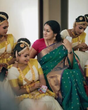 Rajshri Nair Instagram - Kerala traditional in frame @rajshrinair.official
❤️

@_anjuxh._
@__megha__ponnuzz__
@_akith
@_adith_ms
@jinusomasekharan
@vishnuramdas_

Follow us❤️

#signaturewedding
#signature
#signaturemediaproduction
@celebrity_frames
@actressworld_916
@actress_video__gallery
@keralaphotogallery
@models_insta___
@_models__of__worldz_official
@models_of_kerala_____
@models_world_____
@models_.in._kerala
@model_queenz_
@keralamodels55
@keralamodelzgallery
@kerala__model_01
@kerala_modelzz_official
@kerala_actress_gallery
@kerala___models__actress__
@hyderabad_actors_offical_
@__indian_actress_
@malayali_actresses_
#modelagency #models #modelsearch #modeling #keralagram #actress #actresshot#kerala #actresses #mallu