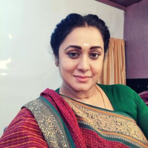 Rajshri Nair Instagram - N how is this look for a new Web series? #caravan diaries
