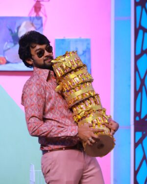 Raju Jeyamohan Instagram - Eat 5 ⭐️ do nothing! 😉 #rajuvootlaparty #raju #rajujeyamohan @vijaytelevision