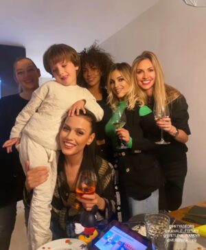 Ralitsa Paskaleva Instagram - 20.09 ❤️🥳
.
.
.
.
.
.
.
.

.
#ralitsapaskaleva #ralitsapaskalevateam #birthday #best #love #idol #actress #bulgarian #purelove #fans #team