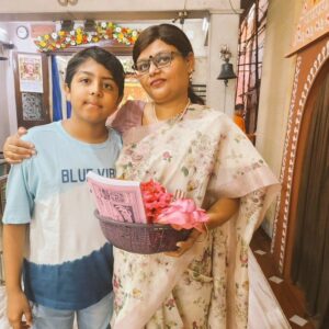Ram Kamal Mukherjee Instagram - শুভ নববর্ষ ১৪৩১ 🌻
Shubho Nababorsho 1431
বড়দের আমার প্রণাম ছোটদের ভালোবাসা.
আন্তরিক প্রীতি ও শুভেচ্ছা জানাই
সারা বছর ভাল কাটুক  সুস্থ থেকো... ❣️🎊🙏🧿

@mukherjeesarbani