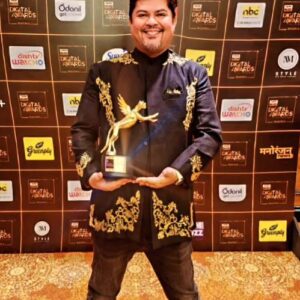 Ram Kamal Mukherjee Instagram - "গুঞ্জন" এ নয়, সৃজন এ বিশ্বাসী... 

My heartfelt gratitude to IWMBuzz #DigitalAwards Season 6, for honouring me with the prestgious "Pride of the Nation" for my contribution to digital cinema from Cakewalk to Ek Duaa I feel this is a teamwork, and I share this award with everyone who worked so hard. I am glad to have received this award amidst the presence of Bollywood stalwarts like Manoj Bajpayee, Sushmita Sen, Jackie Shroff, Randeep Hooda, Bobby Deol and Kajol. Along with all digital bigwigs, makers, influencers, and content creators. Thank you, Siddhartha Laik and team, for putting up this show. 

I would like to thank my lil brother and internationally acclaimed designer Saurav Ghosh for creating this customised outfit for this special occasion. 🧿🥰🕉🙏

#JaiSantoshiMaa @siddharthalaik @iwmbuzz @sushmitasen47 @sauravghoshaccessories @tajhotels