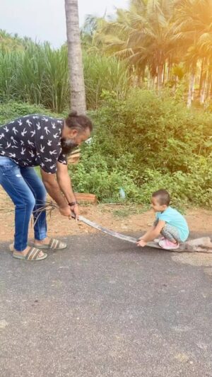 Ramachandra Raju Instagram - Fun @Farm 😍😄 #Reyanshverma #Teeyara @drsuma_raju #farm