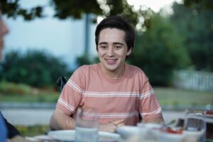 Ramiz Mullamusa Instagram - Yarın akşam Fox ekranlarında buluşuyor muyuz? 🙋🏻🫶🥳
#yabani 
@yabanidizi @foxturkiye @ntcmedyatv @gurayhocaogullari