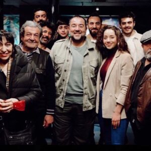 Ramiz Mullamusa Instagram - Büyük hayalimdi, BKM gibi bir yapım şirketi ile Ata Demirer gibi büyük bir usta ile ve Hakan Algül gibi bir yönetmen ile ve çok değerli oyuncular ile bu olağanüstü işte yer almak. Şükürler olsun ki hayalim gerçek oldu. Nice güzel başarılı işlere imza atmamız dileğiyle. ✨🍀 #bursabülbülü 
@bkmonline @hakanalgulofficial @atademirerofficial @cemfoni @celilnalcakan @erkancanburtvin @ozgeozacar @keremalpkabul @toyganavanoglu @bedirvebedir @tarikpapuccuogluofficial @melekbaykalofficial @gurayhocaogullari