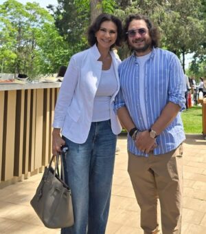 Ramona Bădescu Instagram - Ieri m-am reîntâlnit cu oameni dragi în cadrul evenimentului organizat de @alistmagazine  @andreeaesca @virgiliantuofficial @chefflorindumitrescu @dana.popa.pr @cristinatomescu82 @icondenim