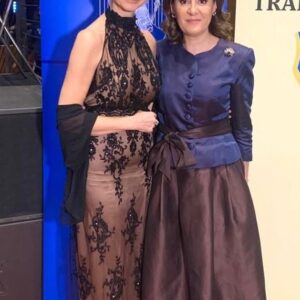 Ramona Bădescu Instagram - Alături de ambasadorul României în Italia , Excelența Sa,Gabriela Dancău,o femeie puternică , ambițioasă , un model de profesionalism, dar mai ales o persoană caldă, și olteancă !!! #ambasador