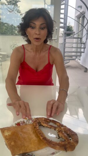 Ramona Bădescu Instagram - Gustarea de azi, preferata mea! Vreti si voi?