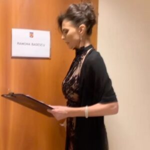 Ramona Bădescu Instagram - Un spectacol de excepție la Roma organizat de ambasada României la auditorium Parco della Musica. Am avut onoarea să prezint concertul orchestrei simfonice a filarmonici George Enescu. Peste o mie de spectatori au apreciat acest minunat concert iar mesajul doamnei Ambasador Gabriela Dancāu, a fost primit cu aplauze călduroase. #spectacole #romania #roma