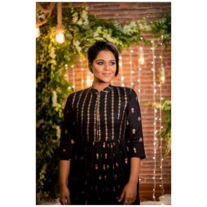 Ramya NSK Instagram - #Repost @tamarachennai
• • • • •
#TamaraDiwali x @ramyansk
Clothing & Jewellery : @tamarachennai 
Photography : @vidhyavijay
Videography : @epiktales_weddings 
MUA : @luxefacebyanitha 
Hairstylist : @sharmilasivakumar
Decor : @thebells_decors