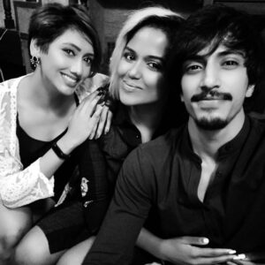 Ramya NSK Instagram - ♥️
.
.
.
#RamyaNSK #friends #nightout #Chennai #chennaifashion #bnw #blackandwhite #photooftheday #photo #candid #happy