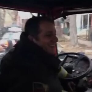 Randy Flagler Instagram - Throwback… when thekennethjohnson of SWAT played Welch of a rival firehouse on #ChicagoFire . #OneChicago @nbconechicago @wolfentertainment