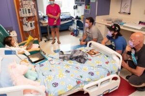 Randy Flagler Instagram - Children’s Mercy Hospital KC #BigSlickKC @bigslickkc @childrensmercy @robriggle @martinstarr