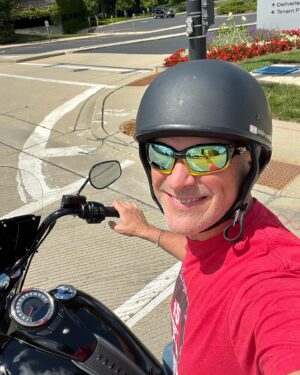 Randy Flagler Instagram - Got a new ride after my last got stolen in October. If you’re looking to buy a  @harleydavidson, @hd_darryl at @illinoisharleydavidson can help you out.  He’s a solid dude. Thank you Darryl & Eddie. #harleydavidson #illinoisharleydavidson