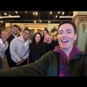 Randy Rainbow Instagram - My audience in Los Angeles last week was star-studded, including my husband @bradleywhitford and sister wife @amylandecker, my fab @wme team, and gorgeous writer and friend @thebobbyquinnrice. Big week of shows ahead, kicking off tonight in Chicago baby!!! Tickets at link in bio. #RandyRainbowForPresident ❤️🤍💙🩷
