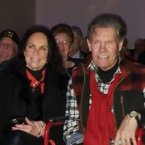 Randy Travis Instagram - Mary and I loved seeing my fellow North Carolinans @themalpassbrothers in Texas last night at Granbury Live! Thanks for having us out and keeping country music alive