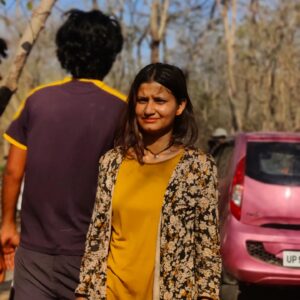 Ranjan Raj Instagram - Few Behind the scenes from 'Kathal'
A beautiful story by sir @ashokmishraa40 and humare behatreen director yasho bhaiya @yashowardhanm ki film haiii... 
🤩🤩 And what a brilliant entertaining film they have created.
Bahut dhanyawad aur kafi pyar bhaiya for believing me with 'Bhoora' .. it's overwhelming ❤️❤️ had a great experience working on this🕺🕺
Special Love to you @mishraapoorv 🤗❤️