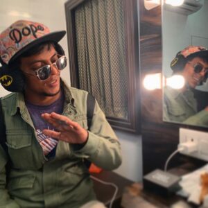 Ranjan Raj Instagram - Me- Chal Chaiyya Chaiyya🕺💓

Vanity wale uncle- Ooo bsdk bete mauj kar di , mauj kar di waah bete waah... 😋🤣
📸 beautiful @revathi.05 💓