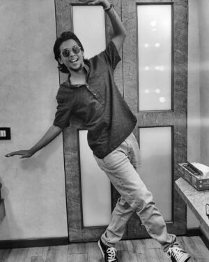 Ranjan Raj Instagram - Zindagi jhand ba, phir bhi ghamand ba... 
 
#KotaFactoryS3OnNetflix #20thjune

Hair stylist- @sankpalsavita