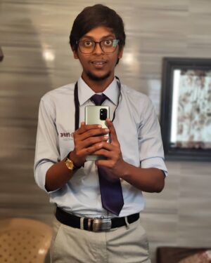 Ranjan Raj Instagram - Ta ta ta ta ta...

Government job lgi h , ab kisi din rishta le ke ghar kyn nhi aa jati...🕺🙊