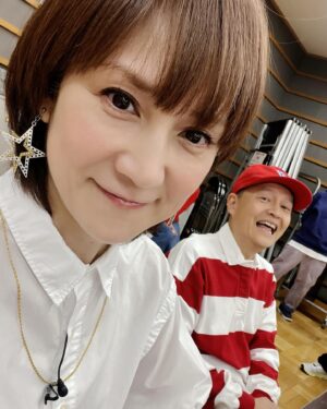 Ranran Suzuki Instagram - 動画だよっ🎥ってだけでこんなに笑えるってなんか幸せ（笑）😂

久しぶりにBOSE君とジョイント☺️
当時の懐かしいスタッフも変わらずでなんだかとっても嬉しかったです✨

#ガチャピン
#ムック
#50周年
#スチャダラパー
#BOSE