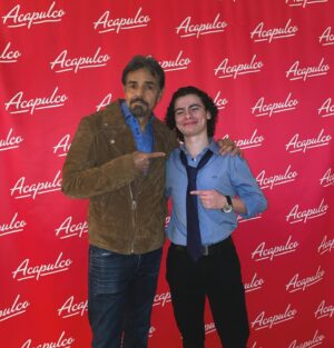 Raphael Alejandro Instagram - Celebrating Season 3 of Acapulco with our beloved Acapulco family! Go watch it on @appletv !!
#acapulcotv