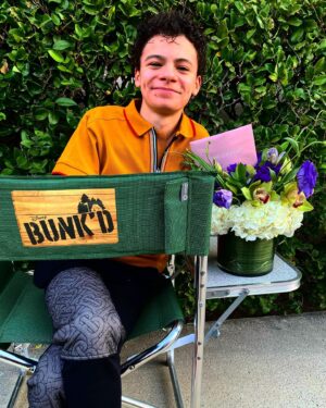Raphael Alejandro Instagram - Thank you so much @disneybrandtvpr @disneychannel for the wonderful @imagenfound nomination gift: gorgeous flowers from @frenchflorist #bunkdseason5 Also a big thank you to @littlecornframe , Ayo, Brenda & Friends at Dbt 🤠
