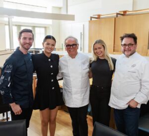 Raquelle Stevens Instagram - Excited for the season premiere of Selena   Restaurant tonight on @foodnetwork @streamonmax 7/6C with @chfshirleychung @mschicafe & @wolfgangpuck @cutbeverlyhills 🍽️

Photos by @withinadream