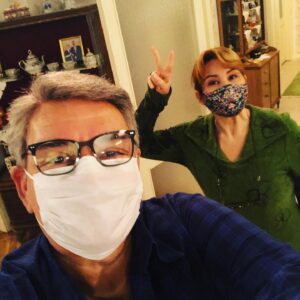 Rasim Öztekin Instagram - Önlemli çekim keyfi. #seksenler #mintproduction