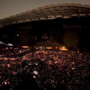 Ratanaumnuayshai Boonyakorn Instagram - this could be paradise @coldplay 
#coldplayliveinbangkok