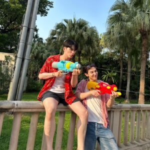 Ratchata Pichetshote Instagram - ขอไปถ่ายยังไงก็ได้ให้ไม่เปีย…
Happy songkran day kub😁