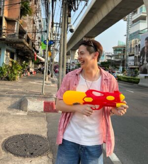 Ratchata Pichetshote Instagram - ขอไปถ่ายยังไงก็ได้ให้ไม่เปีย…
Happy songkran day kub😁