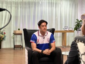 Rattapoom Toekongsap Instagram - ดำหมดแล้ว ยังรักกันอยู่มั้ยครับ555 ขอกำลังใจหน่อยครับทุกคน