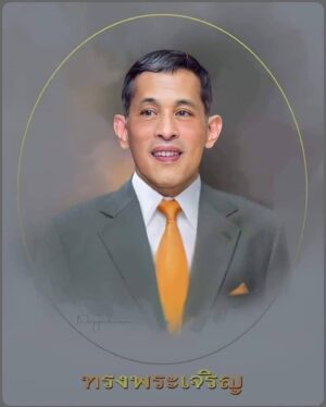 Rattapoom Toekongsap Instagram - ทรงปิดทองหลังองค์พระปฏิมา มาโดยตลอด ทุกอย่างจะปรากฎเมื่อถึงเวลา ขอพระองค์ทรงพระเจริญ