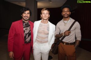 Raúl Castillo Instagram - @thenyff 60th Anniversary Closing Night with @theinspectionmovie @a24 @gamechangerfilms dreams coming true…

Grooming: @jessica_o_ 
Styling: @slimecityangels @paulsmithdesign 
📷: @seandiserio @mettieostrowski