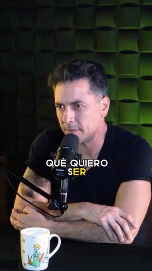 Raúl Méndez Instagram - CONSEJO PARA ACTORES Y ACTRICES QUE ESTÁN EMPEZANDO.

🎙️ Episodio 7 con @raulmijomendez | Ser actor, Hollywood, Sense8, El Zorro, Enemigo íntimo, El señor de los cielos, nuevas generaciones y mucho más.

🚀 Tienes el enlace en mi perfil para ver o escuchar el podcast completo.