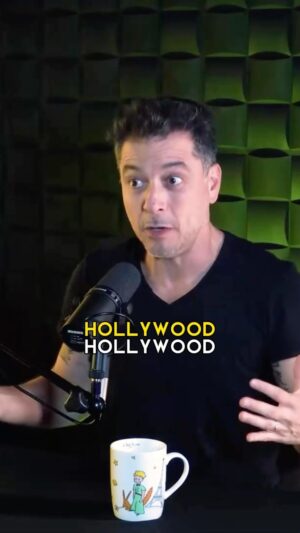 Raúl Méndez Instagram - LA LEYENDA DEL ZORRO.

🎙️ Episodio 7 con @raulmijomendez | Ser actor, Hollywood, Sense8, El Zorro, Enemigo íntimo, El señor de los cielos, nuevas generaciones y mucho más.

🚀 Tienes el enlace en mi perfil para ver o escuchar el podcast completo.