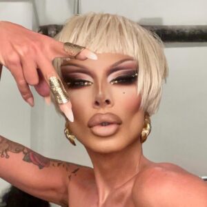 Raven Instagram - Happy TWOsday