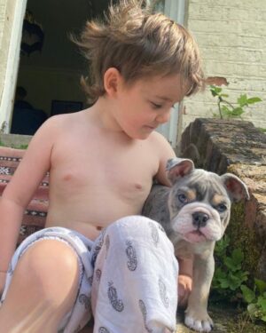 Ray Winstone Instagram - Today my Beautiful Grandson Raymond Jnr is 8 years of age, Nanny and Grandad love yer very much. Have a great day and a beautiful life 😘🙏⚒️