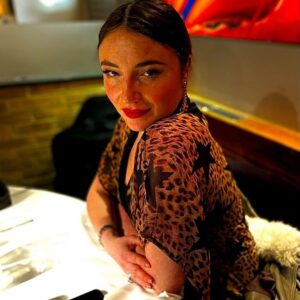 Ray Winstone Instagram - It’s our Eldest Baby, Lois’s Birthday today. Happy birthday my darling, Have a wonderful day and a fantastic life. Onwards and upwards. We all love you very much 🙏😘xxxx