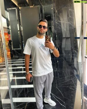 Rayan Borhani Instagram - 🤍