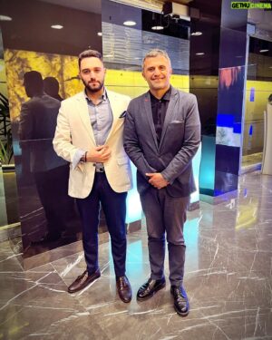 Rayan Borhani Instagram - دوست عزیز، نسل آدمای خوب از بین نمیره نسل آدمایی که دل آدم خوبا رو میشناسن در حال انقراضه
❤️