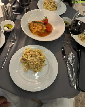 Rayan Borhani Instagram - 🍷🍝